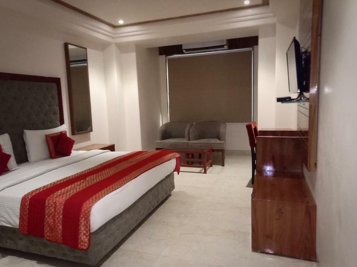 Lavanya Hotel- Near Alipur, Delhi New Delhi Exterior photo